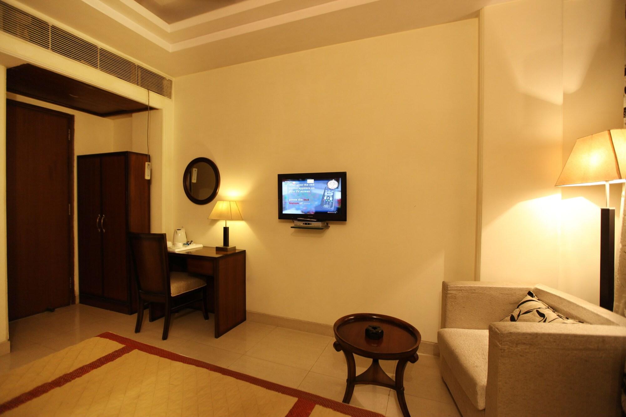 The Class, Delhi Airport Hotel New Delhi